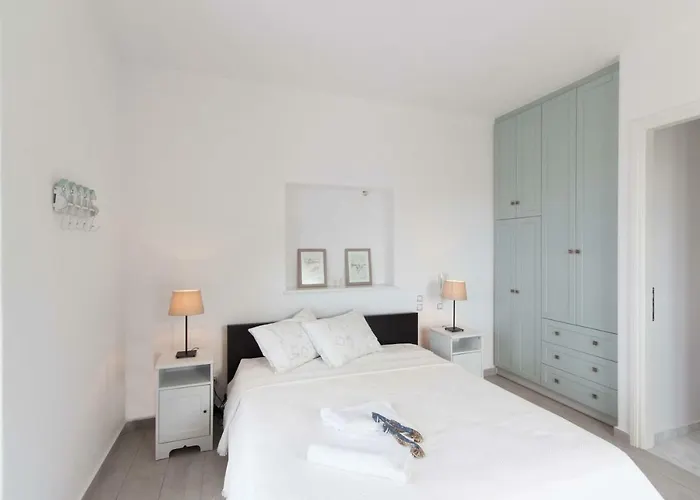 Parian Hill * Páros